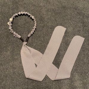 Headband with ribbon